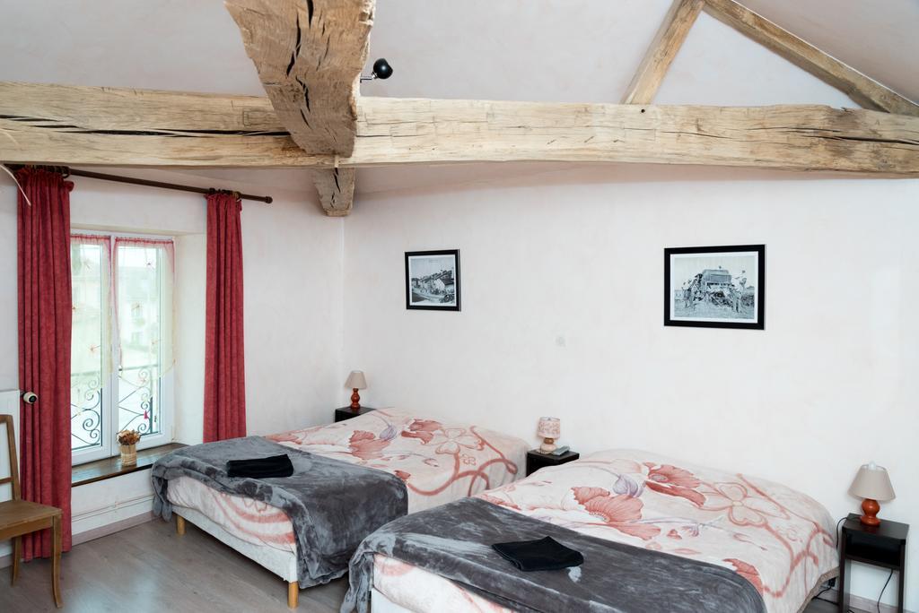 La Ferme Des 3 Suissesses Bed and Breakfast Saint-Paul  Eksteriør billede