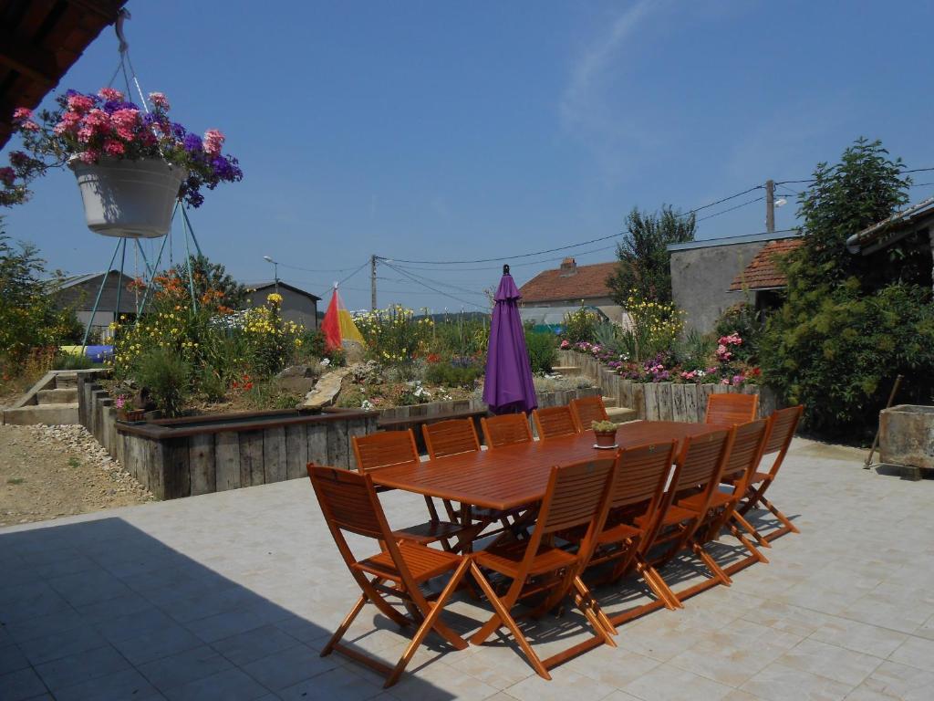 La Ferme Des 3 Suissesses Bed and Breakfast Saint-Paul  Eksteriør billede